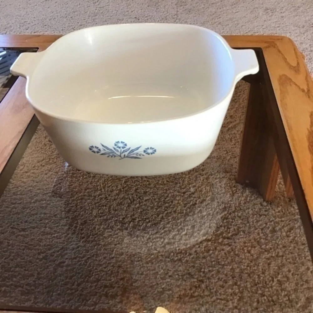 1970’s vintage CorningWare Blue Cornflower dish